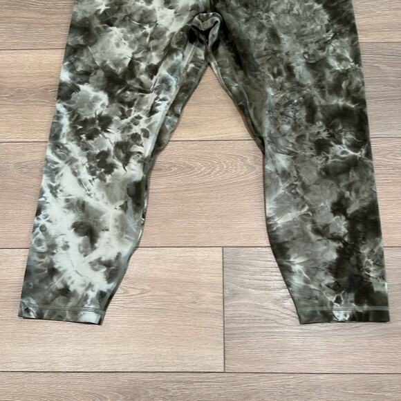 LULULEMON Diamond Dye Light Sage Align High Rise Active Workout Leggings Size 20 - Picture 5 of 11